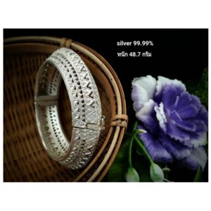 กำไรข้อมือเงินโบราณ