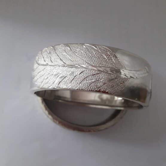 Silver bracelets, leaf pattern engraved - Image 3