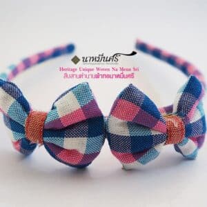 ที่คาดผมผ้าขาวม้า สีชมพูขาว ตรา นาหมื่นศรี