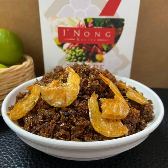 น้ำพริกกุ้งเสียบ ขนาด 150 กรัม ตรา เจ๊น้อง (J'Nong) - Image 2