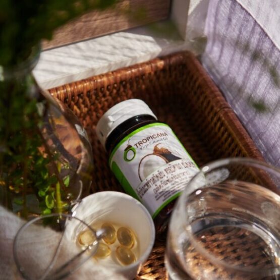 น้ำมันมะพร้าวสกัดเย็น ชนิด แคปซูล ขนาด 500 MG (จำนวน 60 เม็ด) ตรา Tropicana (ทรอปิคานา) - Image 2
